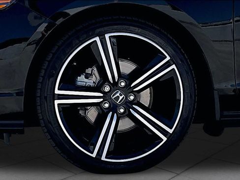 Used 2024 Honda Accord Sport image 10