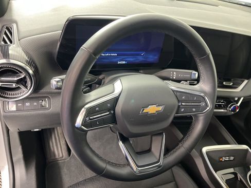 Certified 2025 Chevrolet Equinox LT w/ Convenience Package II image 26