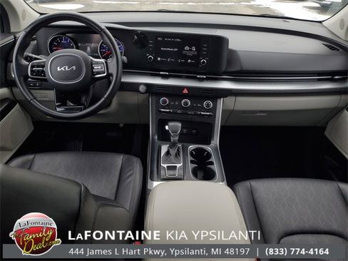 Certified 2023 Kia Carnival LX image 27