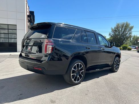 Used 2024 Chevrolet Tahoe RST w/ Luxury Package AWD/4WD image 3
