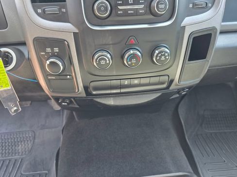 Used 2017 RAM 1500 ST w/ SXT Appearance Group AWD/4WD image 22