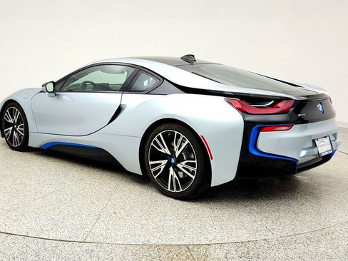 Used 2016 BMW i8 image 7