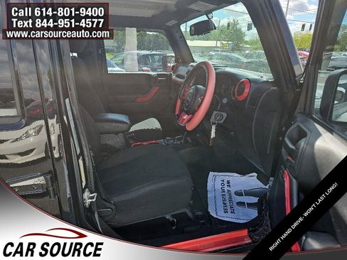Used 2015 Jeep Wrangler Unlimited Sport AWD/4WD image 6