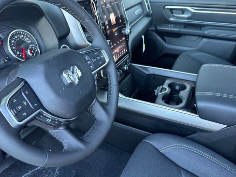 New 2026 RAM 1500 Big Horn AWD/4WD image 9