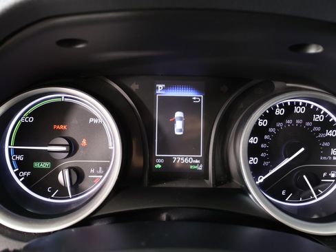 Used 2023 Toyota Camry LE image 4