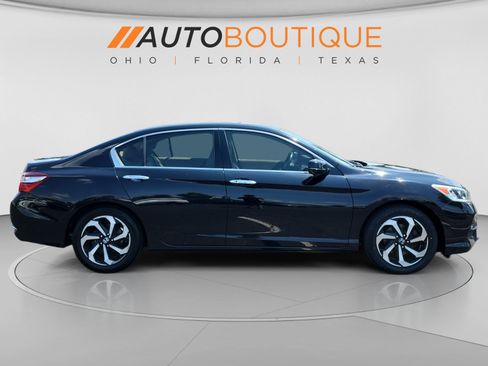 Used 2017 Honda Accord EX-L image 7