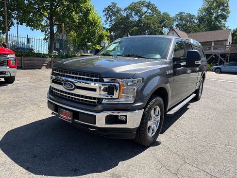 Used 2019 Ford F150 XLT w/ Equipment Group 302A Luxury AWD/4WD image 3