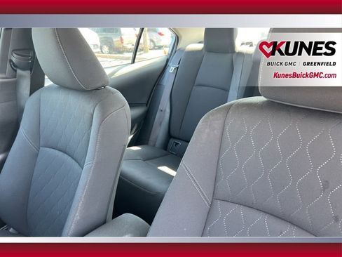 Used 2024 Toyota Corolla LE image 34