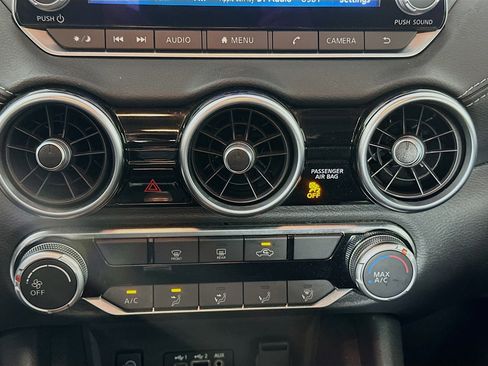 Used 2024 Nissan Sentra SV image 22