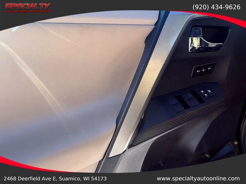 Used 2013 Toyota RAV4 Limited image 33