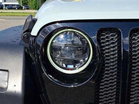 Used 2023 Jeep Wrangler Unlimited Sport AWD/4WD image 9