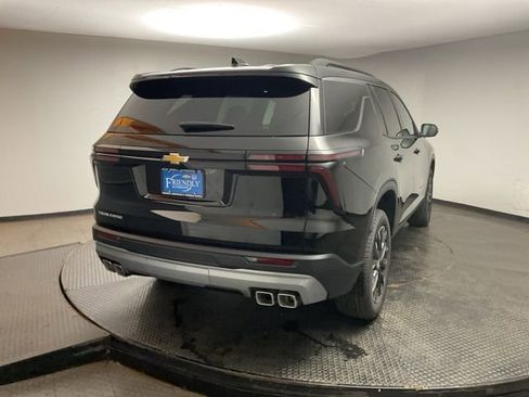 New 2026 Chevrolet Traverse LT FWD image 7