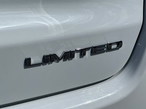 Used 2025 Jeep Compass Limited AWD/4WD image 27