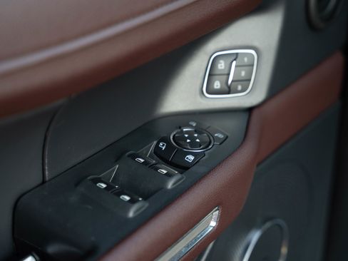 Used 2024 Ford Expedition Max Limited image 14