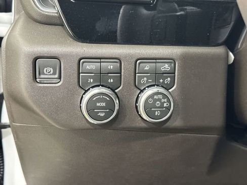 New 2026 GMC Sierra 1500 SLT AWD/4WD image 35