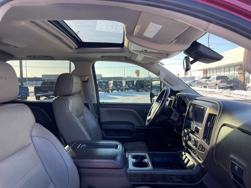 Used 2015 GMC Sierra 3500 Denali w/ Duramax Plus Package image 32