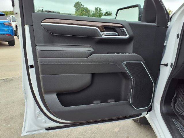 New 2026 Chevrolet Silverado 2500 Custom w/ Custom Value Package AWD/4WD image 12