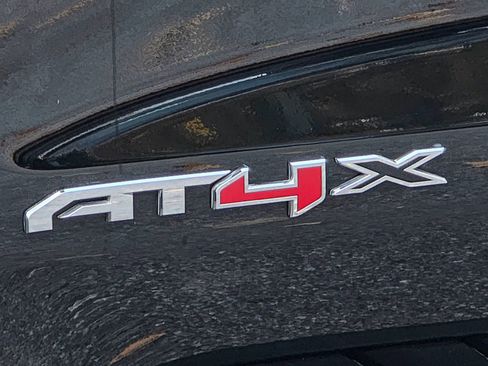 Used 2022 GMC Sierra 1500 AT4X image 43