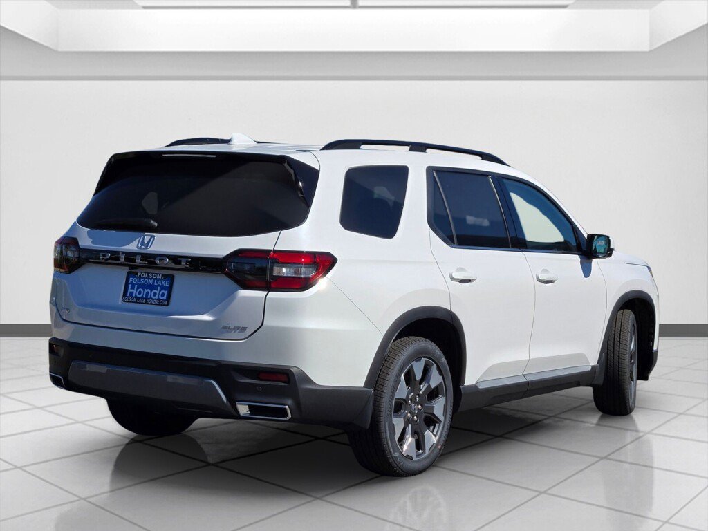 New 2026 Honda Pilot Elite image 4