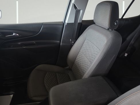 Used 2020 Chevrolet Equinox LT AWD/4WD image 22