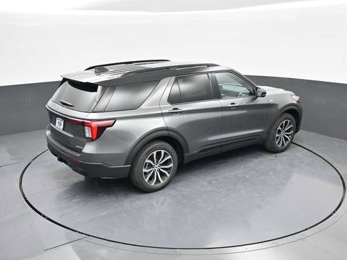 New 2026 Ford Explorer ST-Line image 50