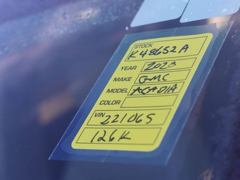 Used 2020 GMC Acadia SLT image 14