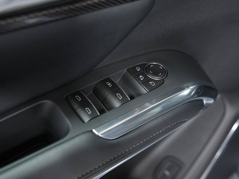Used 2026 Chevrolet Traverse High Country w/ LPO, Floor Liner Package AWD/4WD image 32