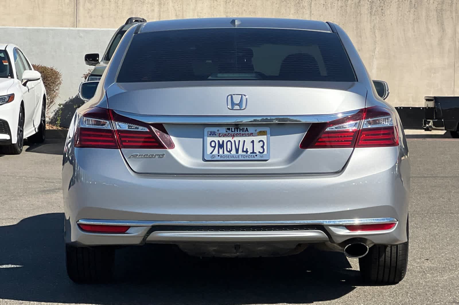 Used 2017 Honda Accord EX-L image 8