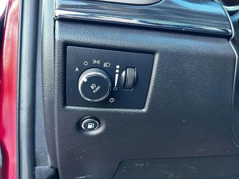 Used 2020 Jeep Grand Cherokee Limited image 17