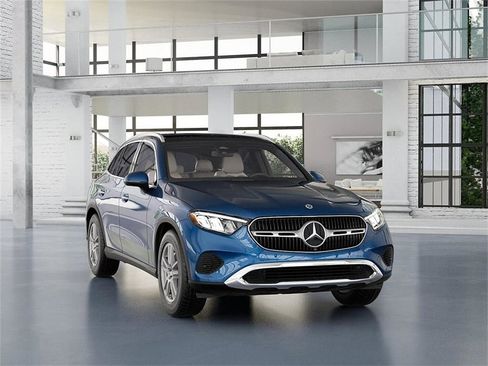 New 2026 Mercedes-Benz GLC 300 4MATIC image 9