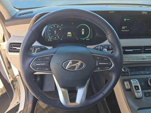 Used 2022 Hyundai Palisade Calligraphy image 14