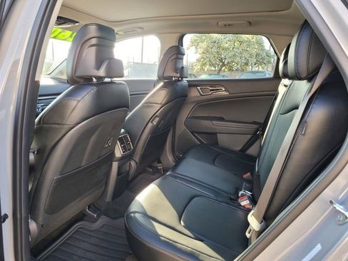 New 2026 Kia Sportage EX image 7