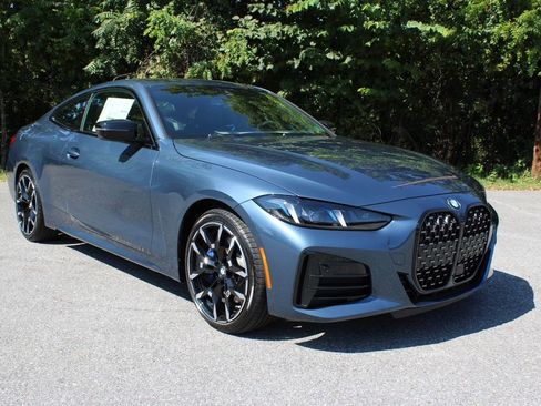 New 2026 BMW 430i xDrive Coupe w/ M Sport Package AWD/4WD image 2