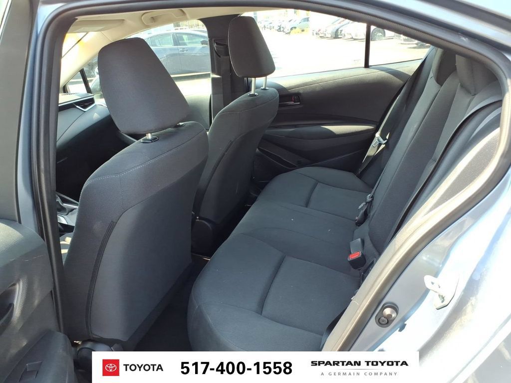 Used 2024 Toyota Corolla LE FWD image 12
