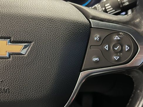 Used 2019 Chevrolet Traverse Premier AWD/4WD image 12