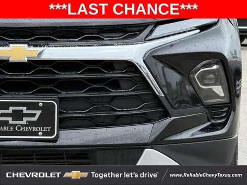 Used 2025 Chevrolet Blazer LT AWD/4WD image 4