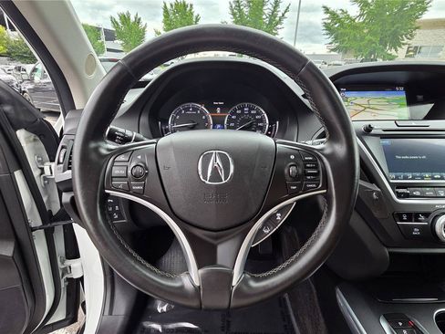 Used 2020 Acura MDX SH-AWD w/ Technology Package image 18