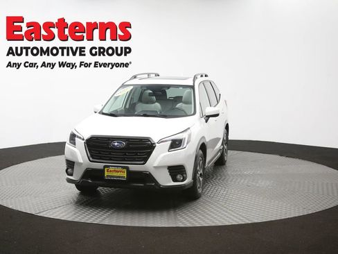 Used 2022 Subaru Forester Premium AWD/4WD image 57