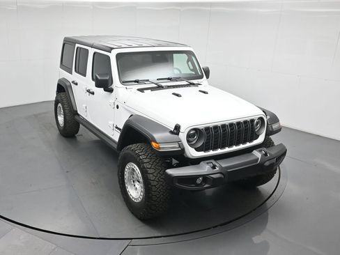 Used 2026 Jeep Wrangler Unlimited Sport AWD/4WD image 34