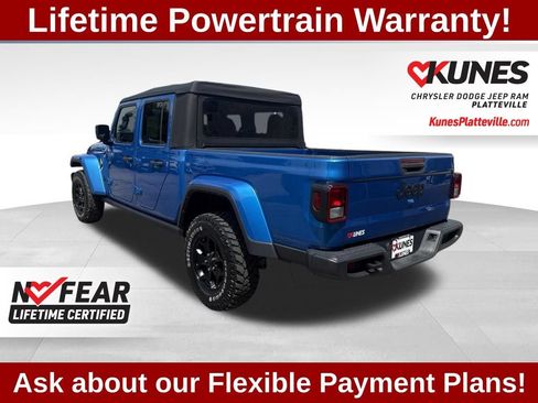 Used 2022 Jeep Gladiator Sport AWD/4WD image 8