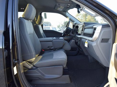 New 2026 Ford F250 XLT w/ XLT Premium Package image 23