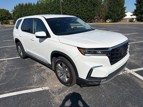 Used 2023 Honda Pilot EX-L image 7