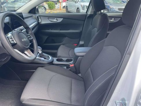 Certified 2023 Kia Forte LXS FWD image 14
