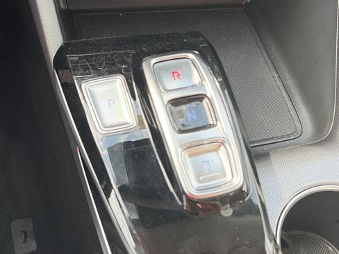 Used 2023 Hyundai Sonata SE FWD image 30