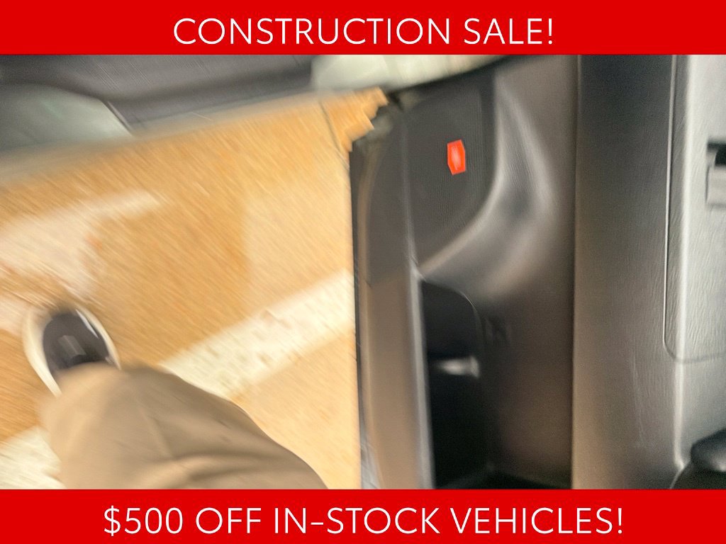 Used 2012 Toyota Highlander Limited w/ Tow Pkg AWD/4WD image 28