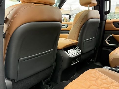 New 2026 Nissan Armada Platinum Reserve image 21