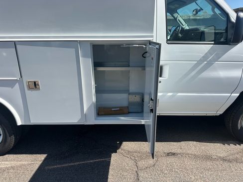 New 2026 Ford E-350 and Econoline 350 Super Duty w/ Power Equipment Group image 8