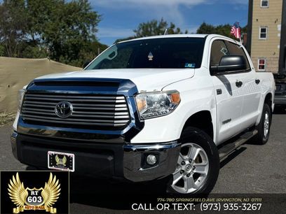 Used 2017 Toyota Tundra SR5 w/ SR5 Upgrade Package