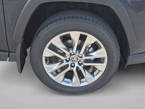 New 2025 Toyota RAV4 XLE Premium image 9