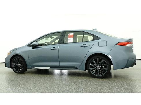 Used 2026 Toyota Corolla SE w/ SE Premium Package FWD image 20